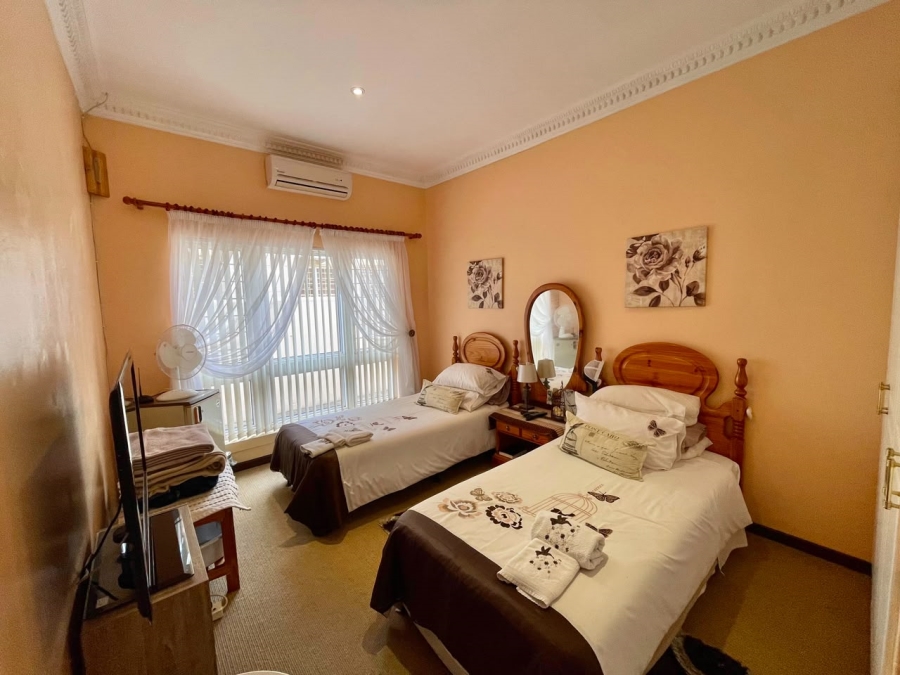 3 Bedroom Property for Sale in Protea Park North West